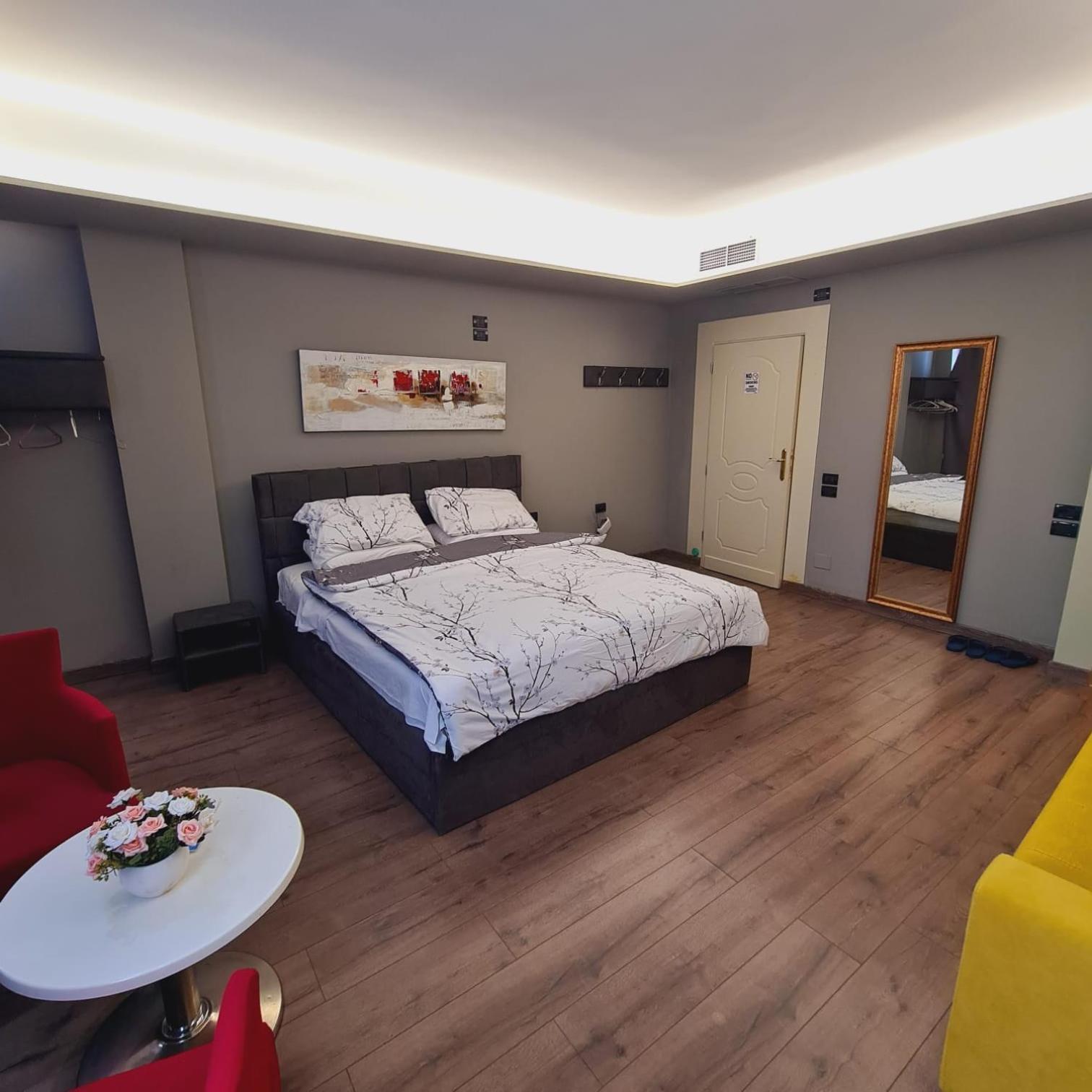 Driti Central Hotel Tirana Exterior photo
