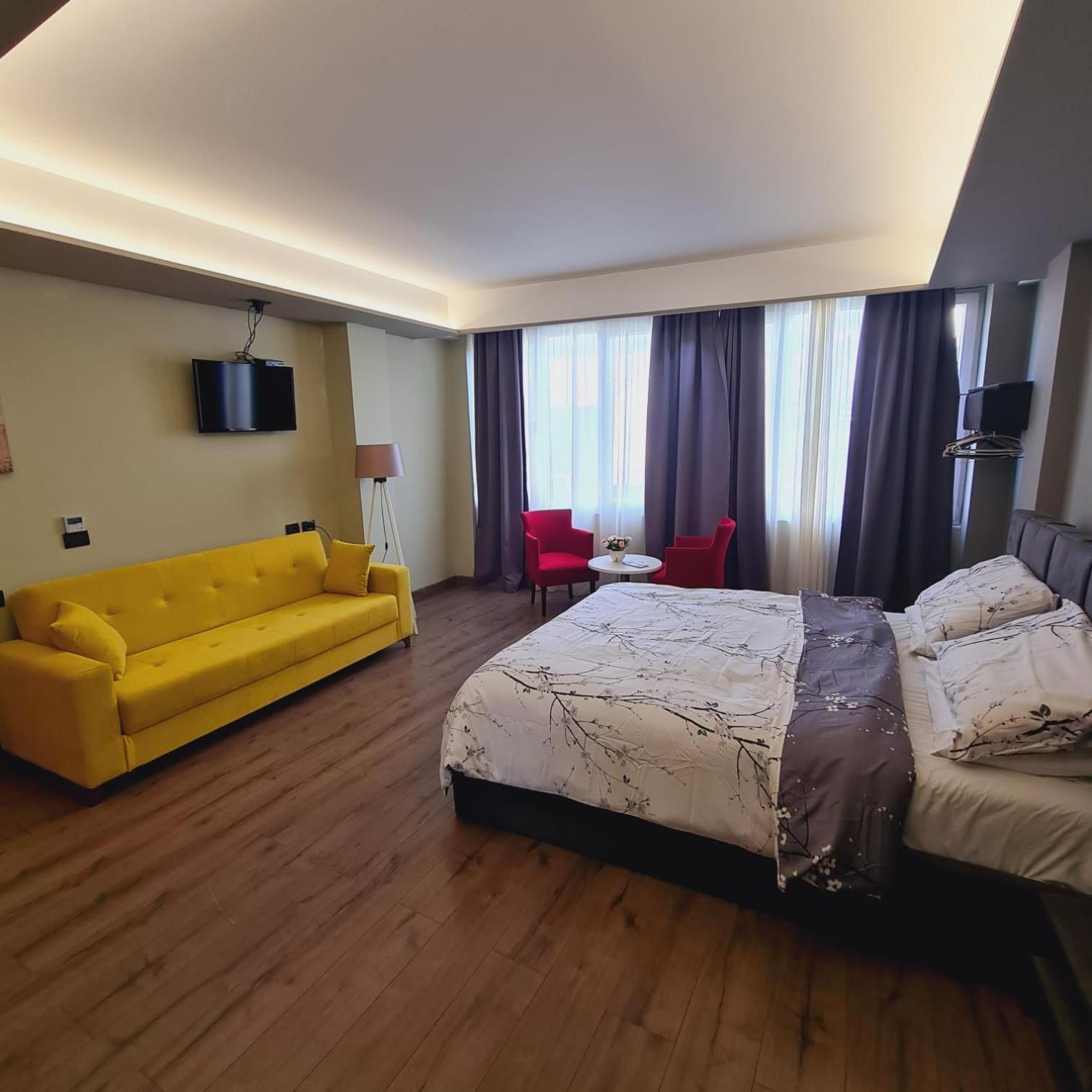 Driti Central Hotel Tirana Exterior photo